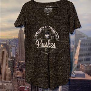 UCONN Huskies T-Shirt